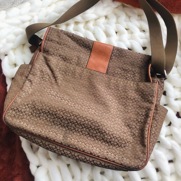 Coach Large Mini Signature Tote Khaki Tan Canvas Jacquard and Leather - Picture 13 of 16